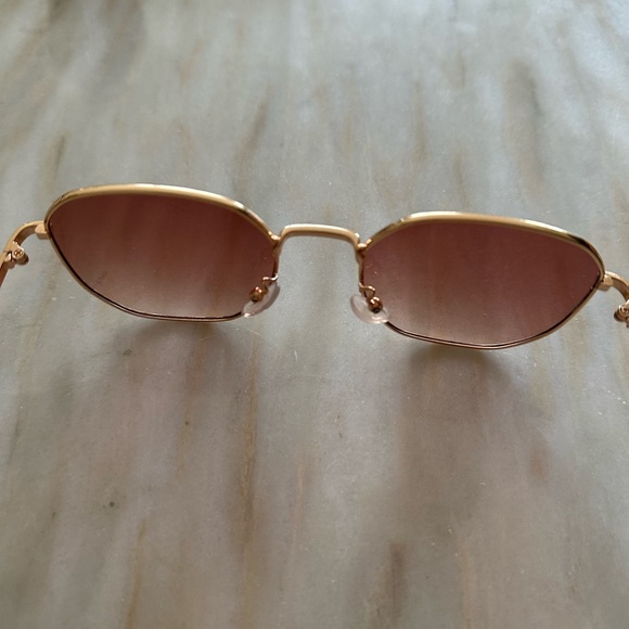 Pink Sunglasses - Picture 3 of 4